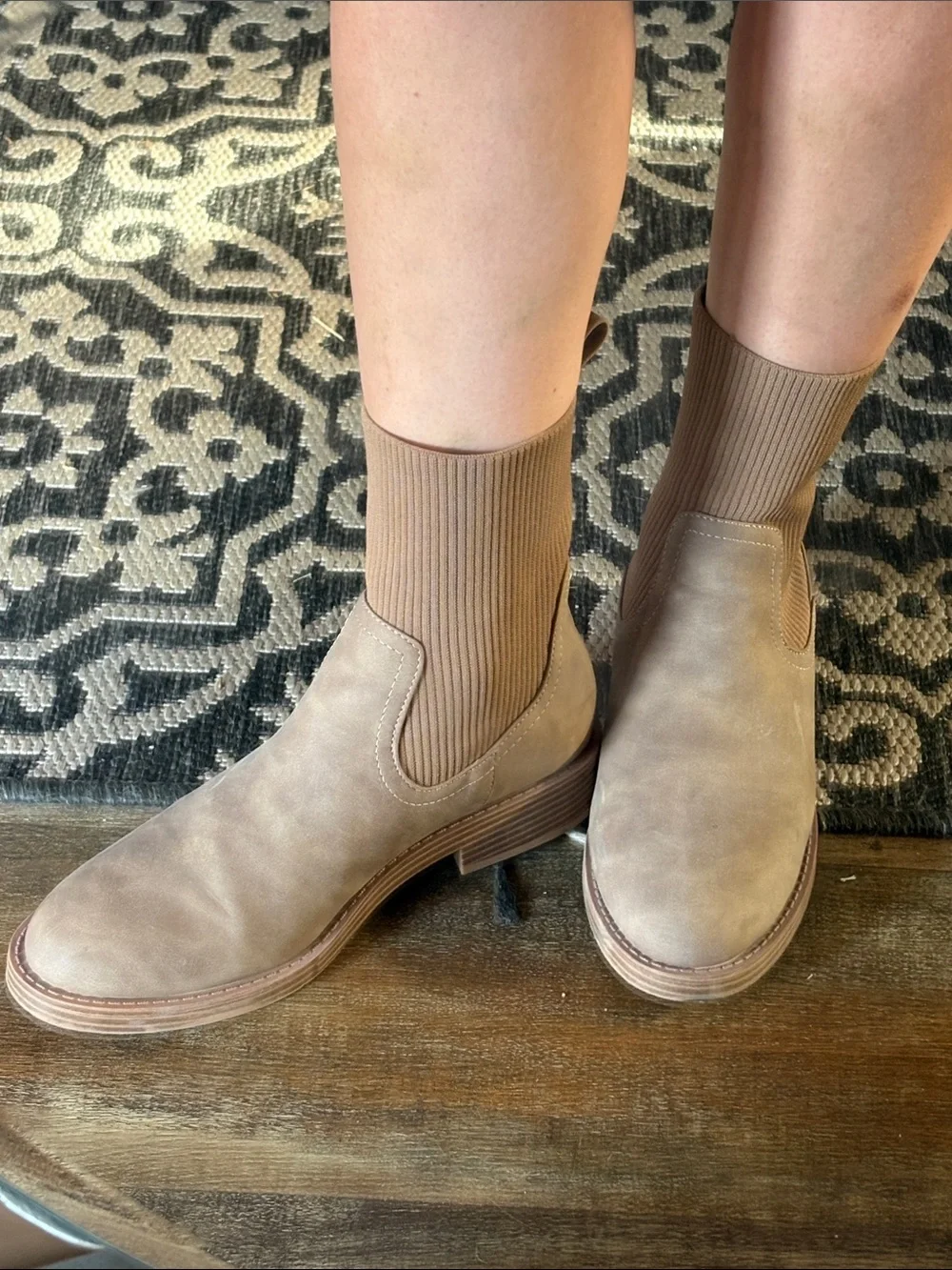 Women's 9.5 Stretch Chelsea Boot - Tan